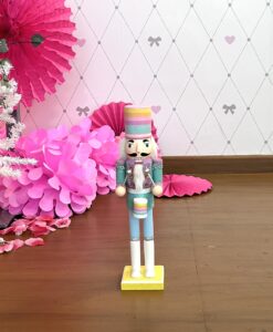 Alternative view of Quebra nozes