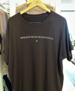 Alternative view of Blusa Lu urbana resistência